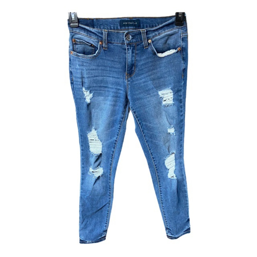 Aeropostale distressed ankle jeans